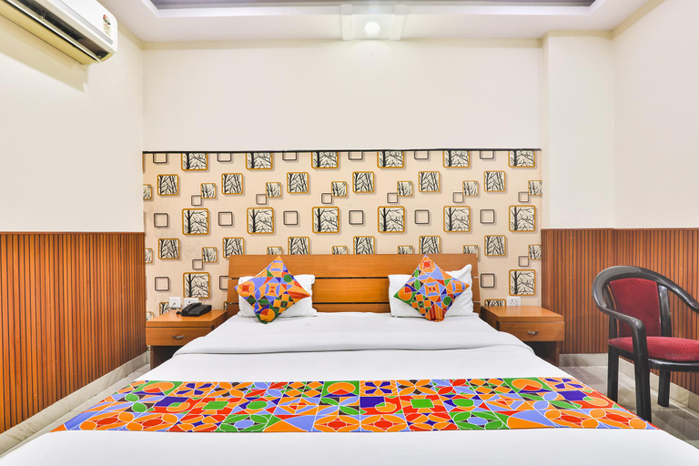 Bedroom 2, FabHotel Regal Inn Indira Nagar, Lucknow