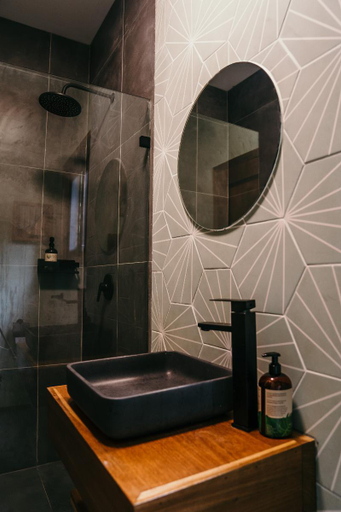 Bathroom 5, Palmar Beach Lodge, Bocas del Toro