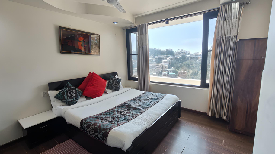 Bedroom 3, Hotel Jungle Hut, Kangra