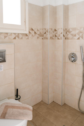 Bathroom 5, Dilino Hotel, South Aegean