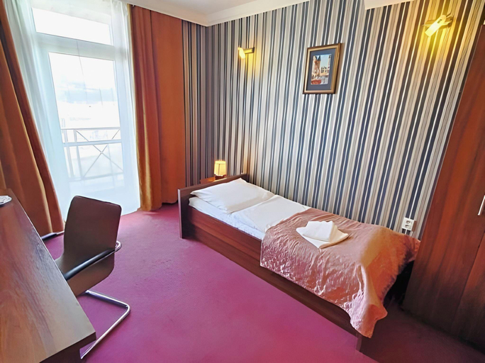 Bedroom 3, Relax Inn, Praha 8