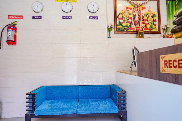 Public Area 2, Fabexpress Arunachala Guest House, Chennai