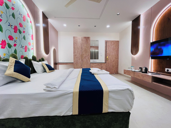 Room 4, HOTEL HILL PARK, Indore