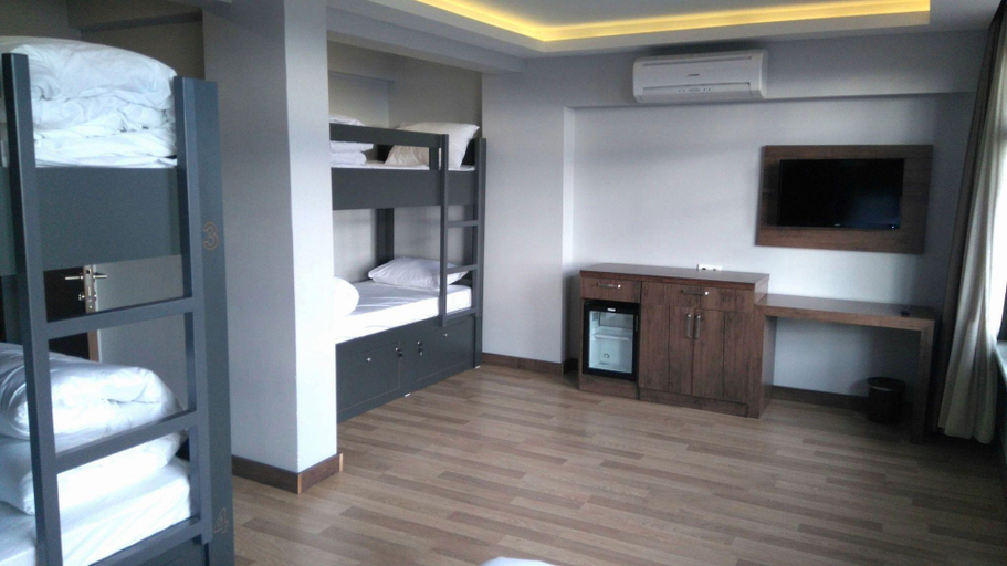 Bedroom 2, Lighthouse, Fatih