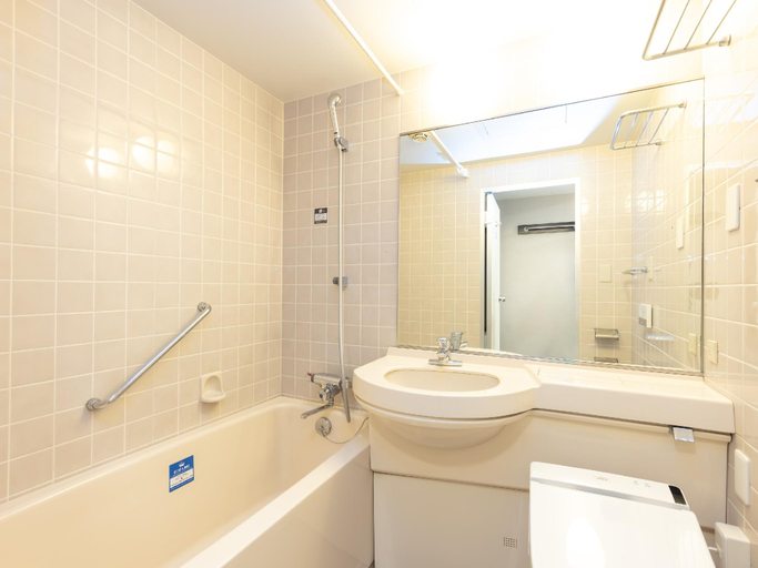 Bathroom 4, APA Hotel Fukuoka-Watanabedori, Fukuoka