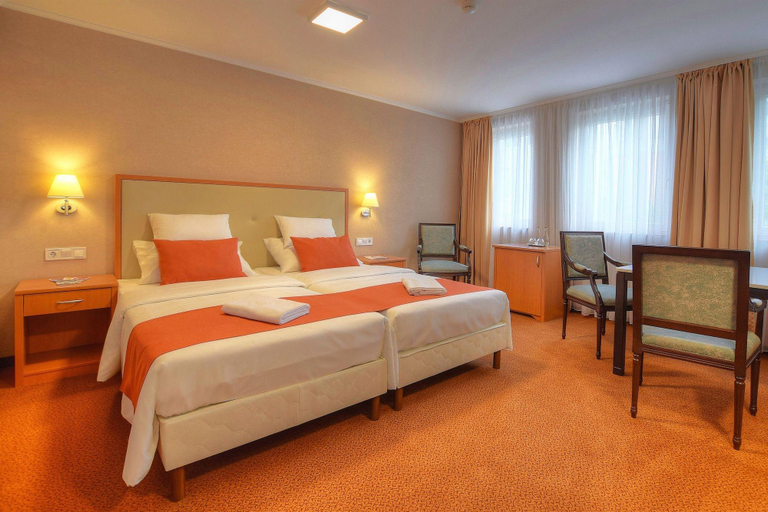 Bedroom 3, Anna Hotel, Budapesti