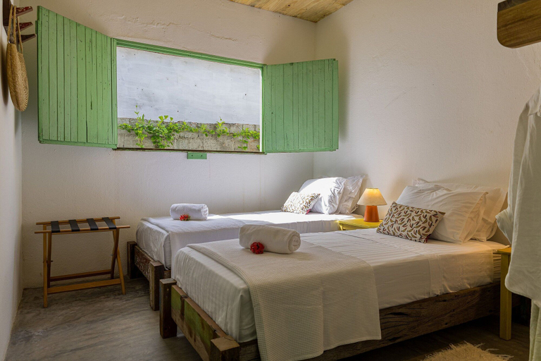 Room 2, Casa Mangará, Cruz