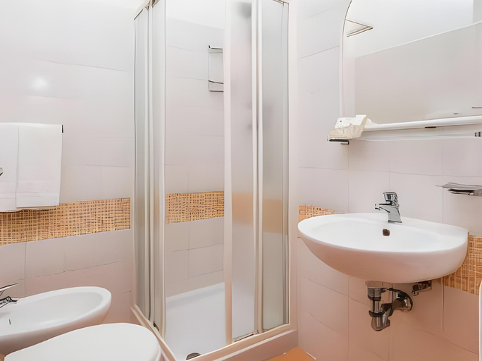 Bathroom, Hotel Bettina, Venezia
