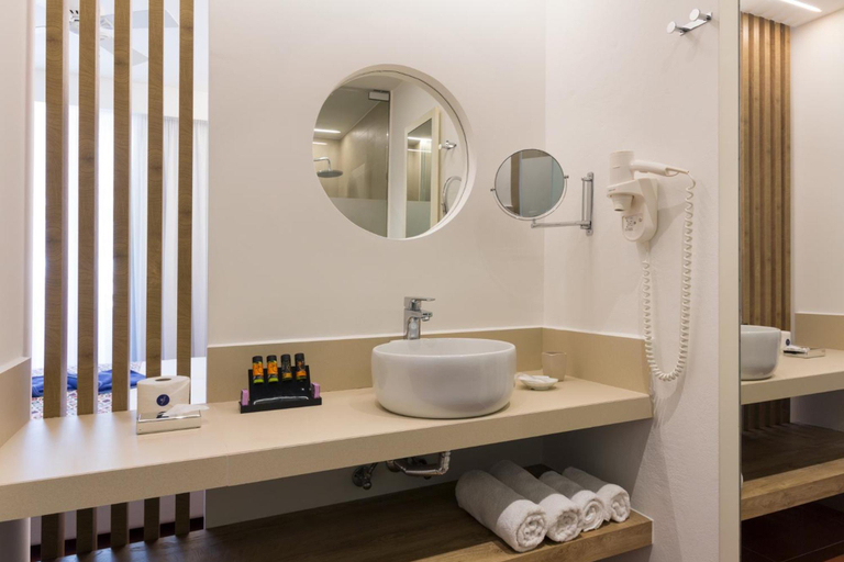 Bathroom 4, Kalypso Hotel Malia, Crete
