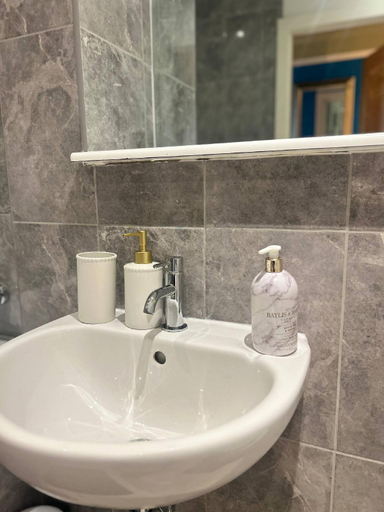 4, The Blue Room Apartment - AO - MCR City - Parking, Manchester