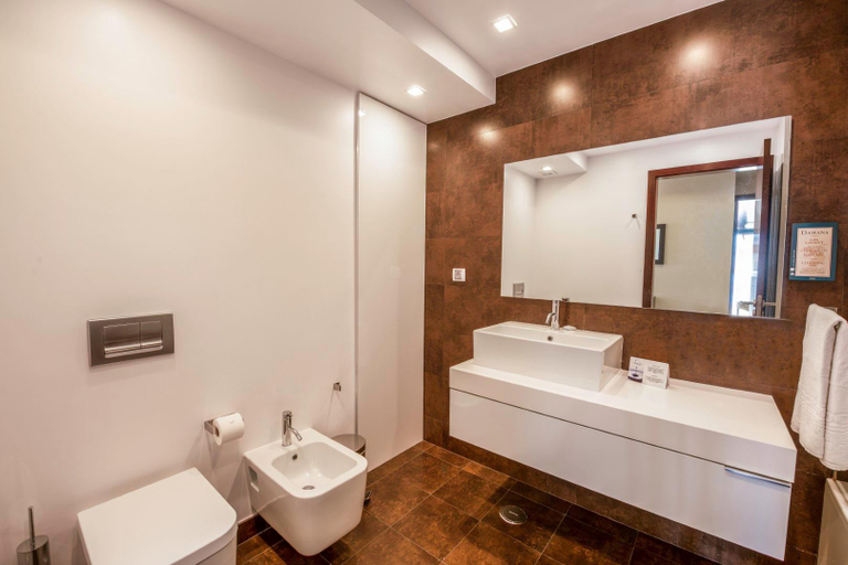 Bathroom 5, Belmar Spa & Beach Resort, Lagos