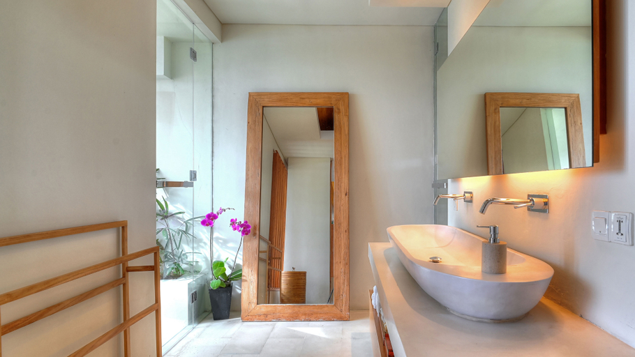 Bathroom 4, The Iman Villa, Badung