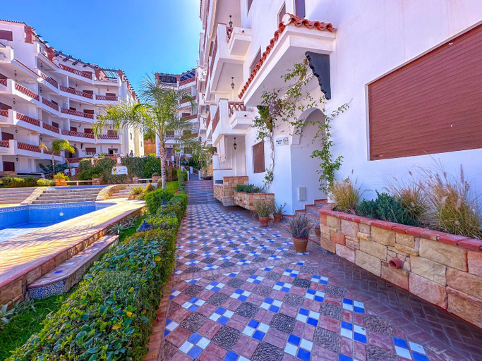 Others 5, Luxury duplex with private pool - Sea view & wifi, Tétouan