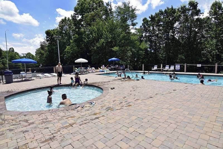 Outdoor pool 2, Relaxing Mountain Escape, Sevier