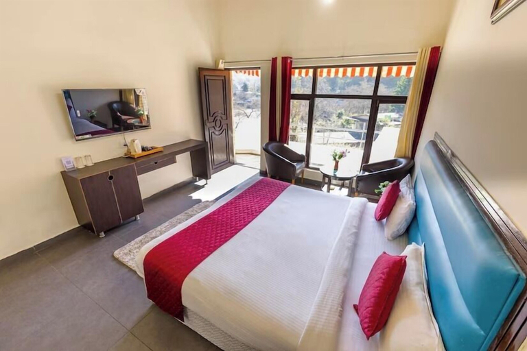 Room 3, Hotel Vaapi Comfort inn, Nainital