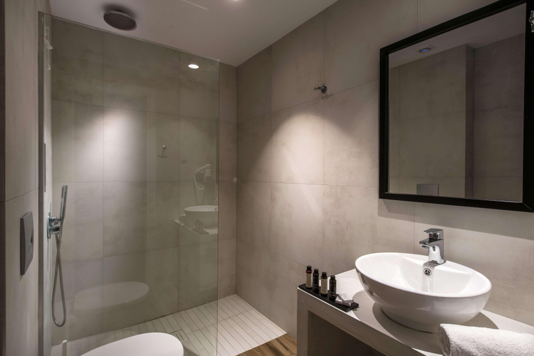 Bathroom 4, MARI KRISTIN Beach Hotel - Adults Only, Crete
