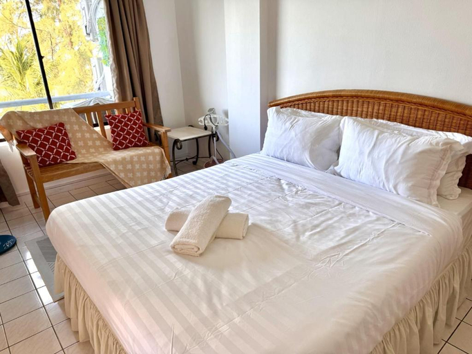 Others 3, 6-8 Pax-Seaview Spacious Apartment @ Port Dickson, Port Dickson