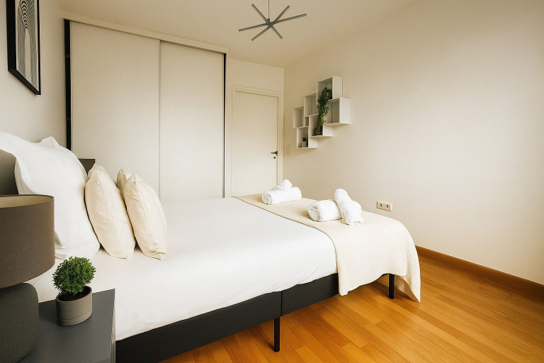 Room 4, Spacieux 4 pièces à Issy-les-Moulineaux, Hauts-de-Seine
