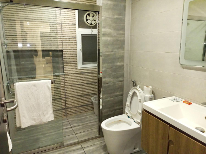 Bathroom 3, Said's Suites Elysium Tower Opposite to Centaurus Mall, Islamabad