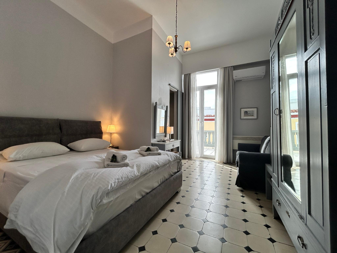 Bedroom 4, Tinion Urban Hotel, South Aegean