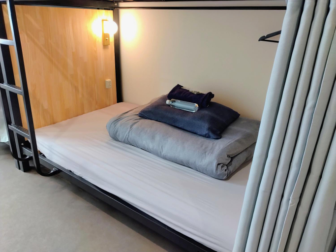 Bedroom 3, TONARINO Hostel for Backpackers, Kobe