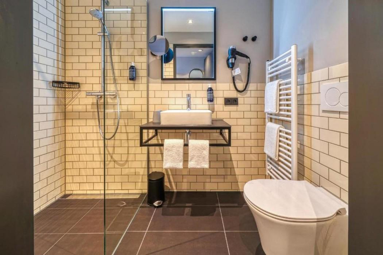 Bathroom 4, PLAZA INN Ulm, Ulm