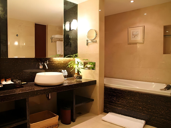 Bathroom 5, The Pavilion Hotel, Shenzhen