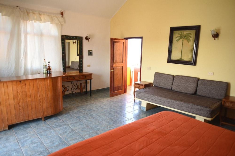 Others 5, Hotel Joya del Mar, Cihuatlán