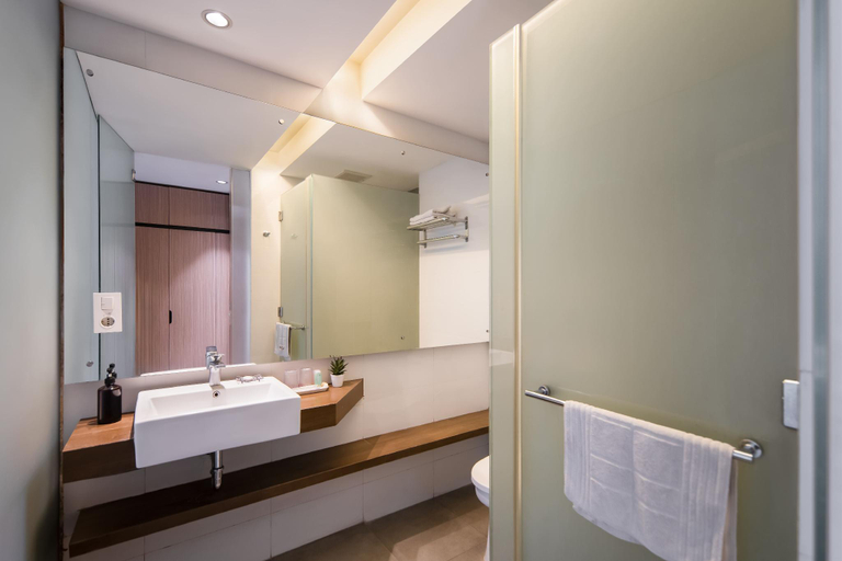 Bathroom 4, Cove Southouse Residence, South Jakarta