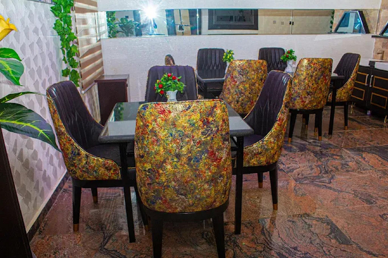 Food & Drinks 5, THE BLEVICK SUITES AND APARTMENTS, AbujaMun
