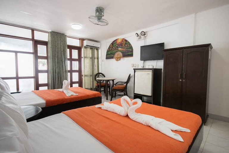 Bedroom 2, Deparis Beach Resort Boracay, Malay