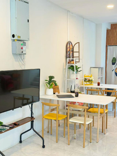 Public Area, Chen Inn Patong Guest House, Phuket Island