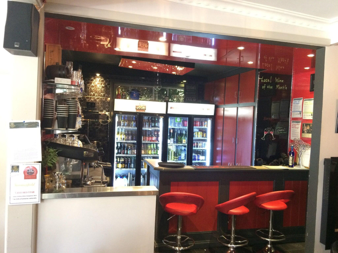 Food & Drinks 5, Grampians Motel, N. Grampians - Stawell