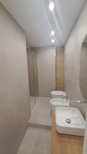 Bathroom 5, Casa Vitabella, Palermo