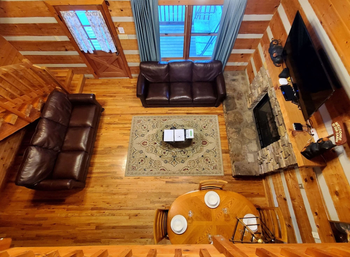 Living room 3, Private yet walking distance to downtown, Sevier