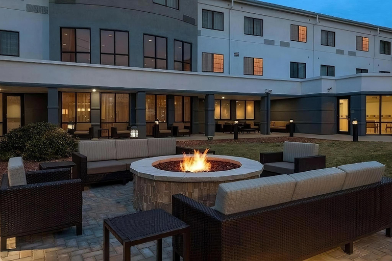 Exterior & Views 1, Sonesta Essential Junction City, Geary