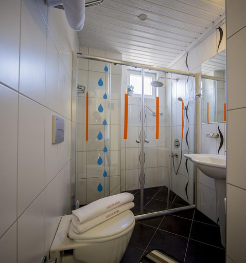 Bathroom 3, Gallion Hotel., Alanya