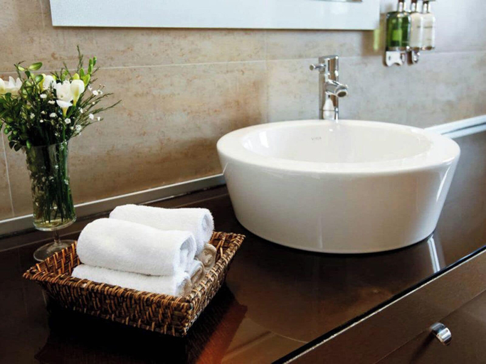 Bathroom 5, Galateia Residence, Beyoğlu