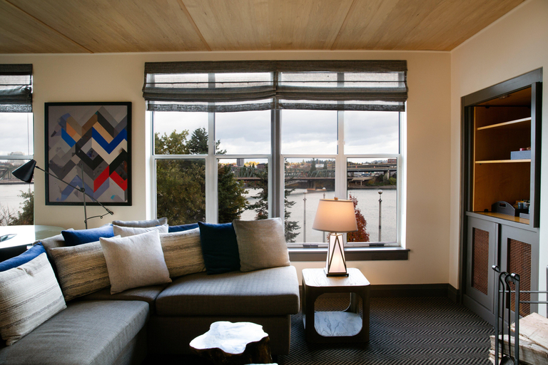 Bedroom 3, RiverPlace Hotel, Multnomah