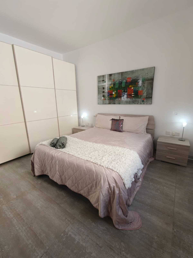 Room 4, Pembroke Double Room with Private Bath