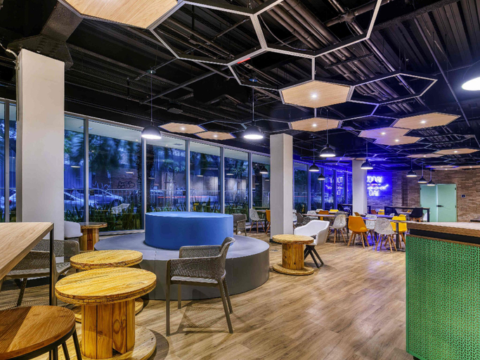 Exterior view 2, ibis budget BH Savassi, Belo Horizonte