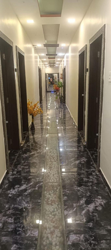 Public Area, HOTEL SHIV RESIDENCY, Vadodara