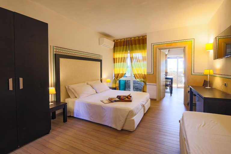 Bedroom 3, UNA HOTELS Club Hotel Ancora Stintino, Sassari