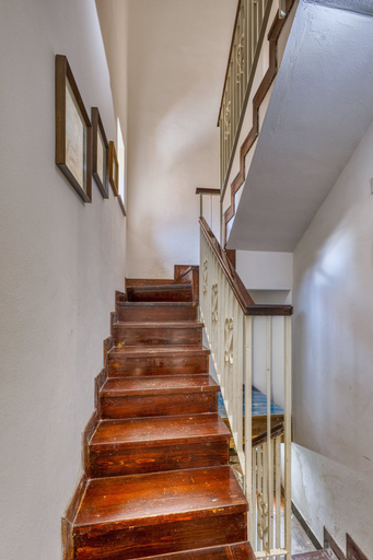 Handrails in stairways 2, VFH Villa Cala del Cuore with pool, Palermo