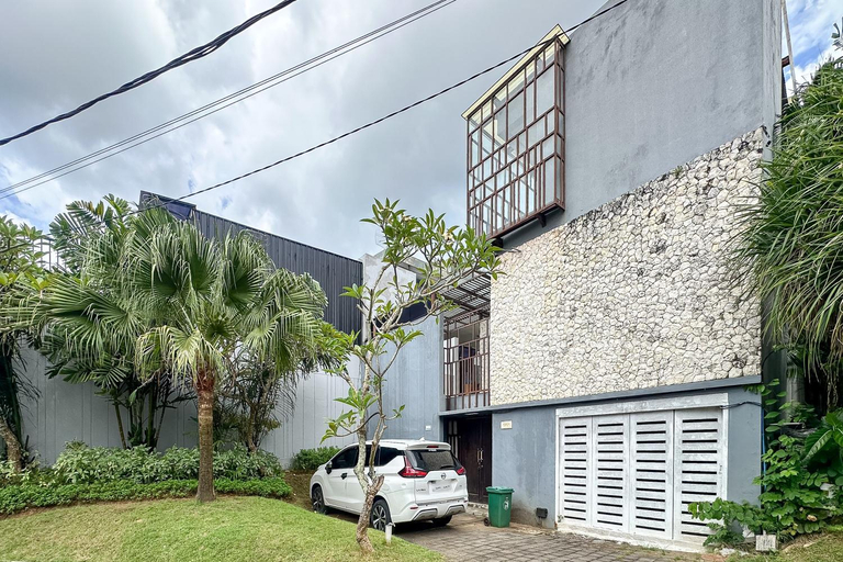 2, Garden Leaf Villa (2 Bedroom Pool Villa with Minimum Stay 2 Nights), Badung
