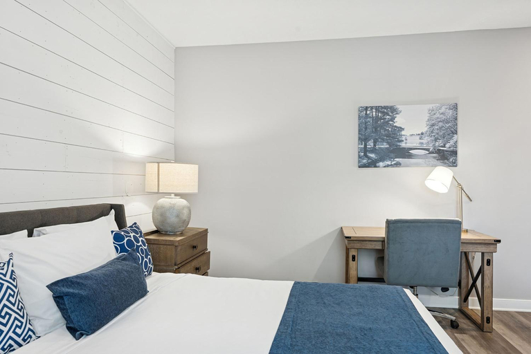 Bedroom, Airlie, Fauquier