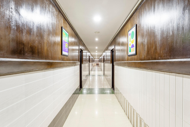 Public Area 2, Treebo Millenium Suites, Bangalore