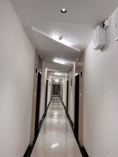 Lobby 5, HOTEL HILL PARK, Indore