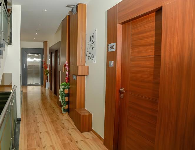 Others 5, Hotel S K Executive, Pune
