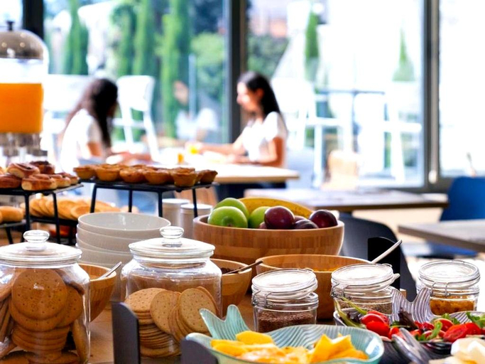 Food & Drinks 5, Select Porto , Porto